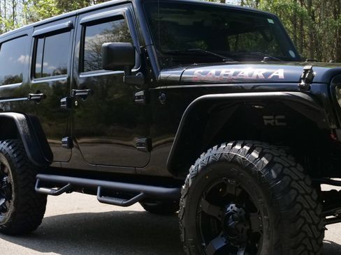 Used 2015 Jeep Wrangler Unlimited Sahara w/ Connectivity Group image 57