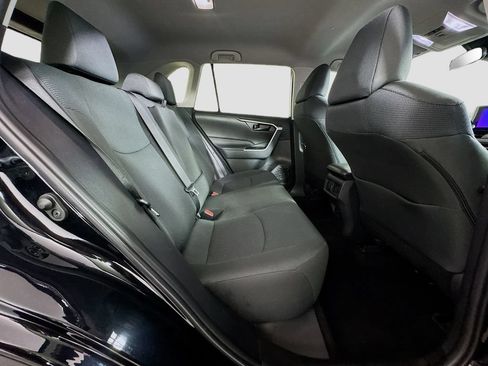 Used 2023 Toyota RAV4 LE AWD/4WD image 28