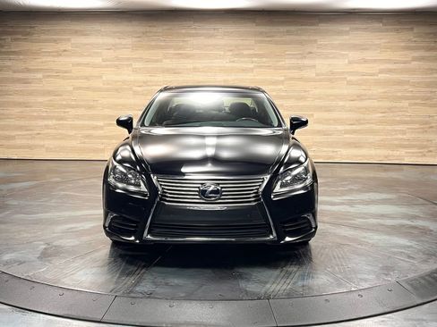 Used 2017 Lexus LS 460 w/ Comfort Package RWD image 21