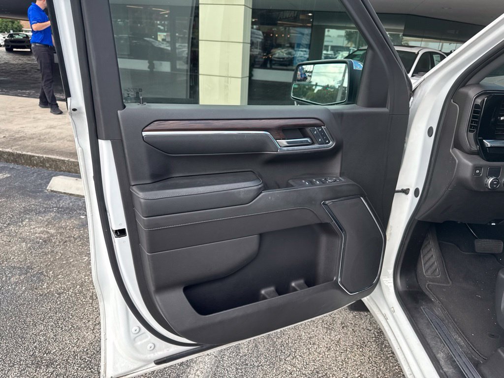 Used 2024 GMC Sierra 1500 SLT RWD image 31