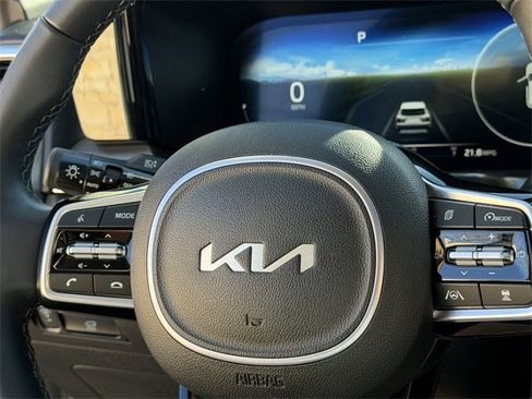 Used 2023 Kia Sorento SX image 31