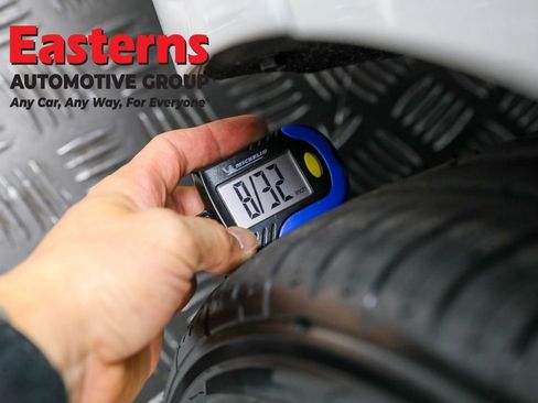 Used 2022 Toyota Camry SE image 32