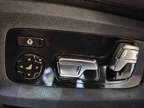 New 2026 BMW X5 xDrive40i w/ M Sport Package image 29