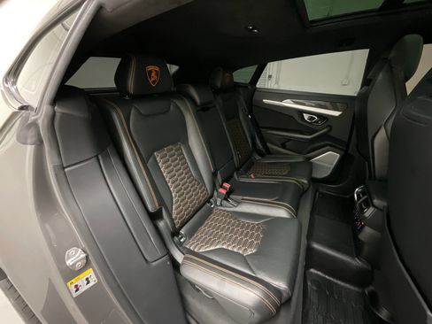 Used 2021 Lamborghini Urus AWD/4WD image 63