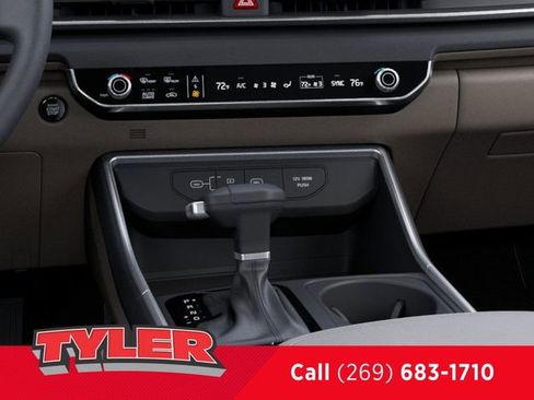 New 2026 Kia Carnival EX FWD image 24