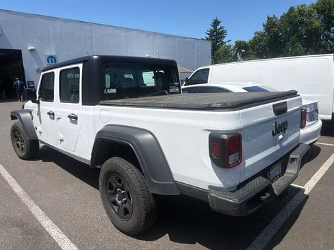 Used 2024 Jeep Gladiator Sport AWD/4WD image 5