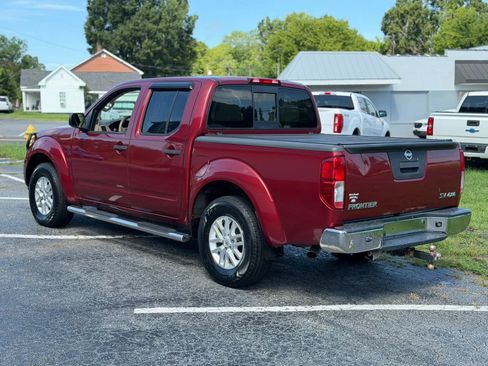 Used 2016 Nissan Frontier SV AWD/4WD image 7