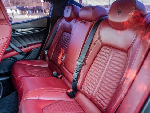Used 2022 Maserati Ghibli Modena Q4 image 19