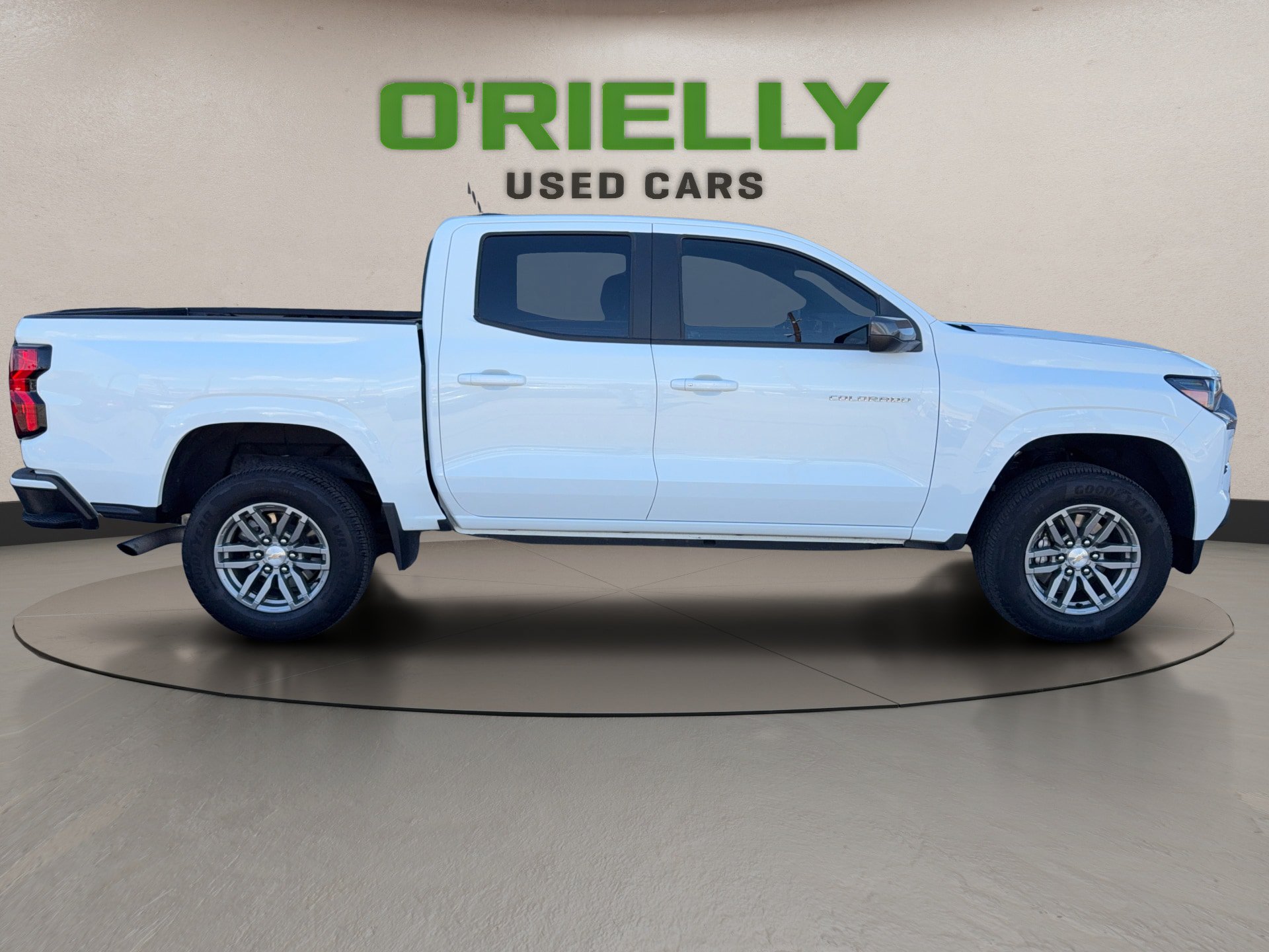 Used 2023 Chevrolet Colorado LT w/ LT Convenience Package II RWD image 7