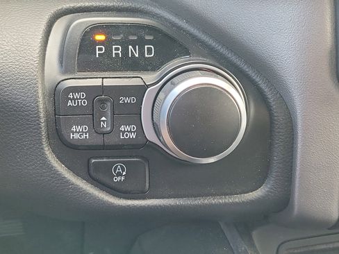 Used 2019 RAM 1500 Big Horn AWD/4WD image 19