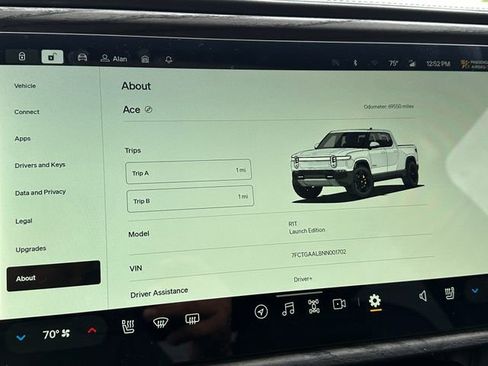 Used 2022 Rivian R1T Launch Edition image 28