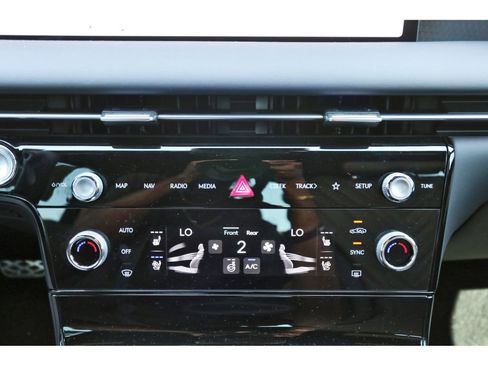 Used 2025 Genesis G80 2.5T Sport Prestige image 27