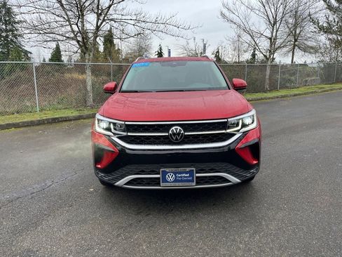 Certified 2023 Volkswagen Taos SEL image 2