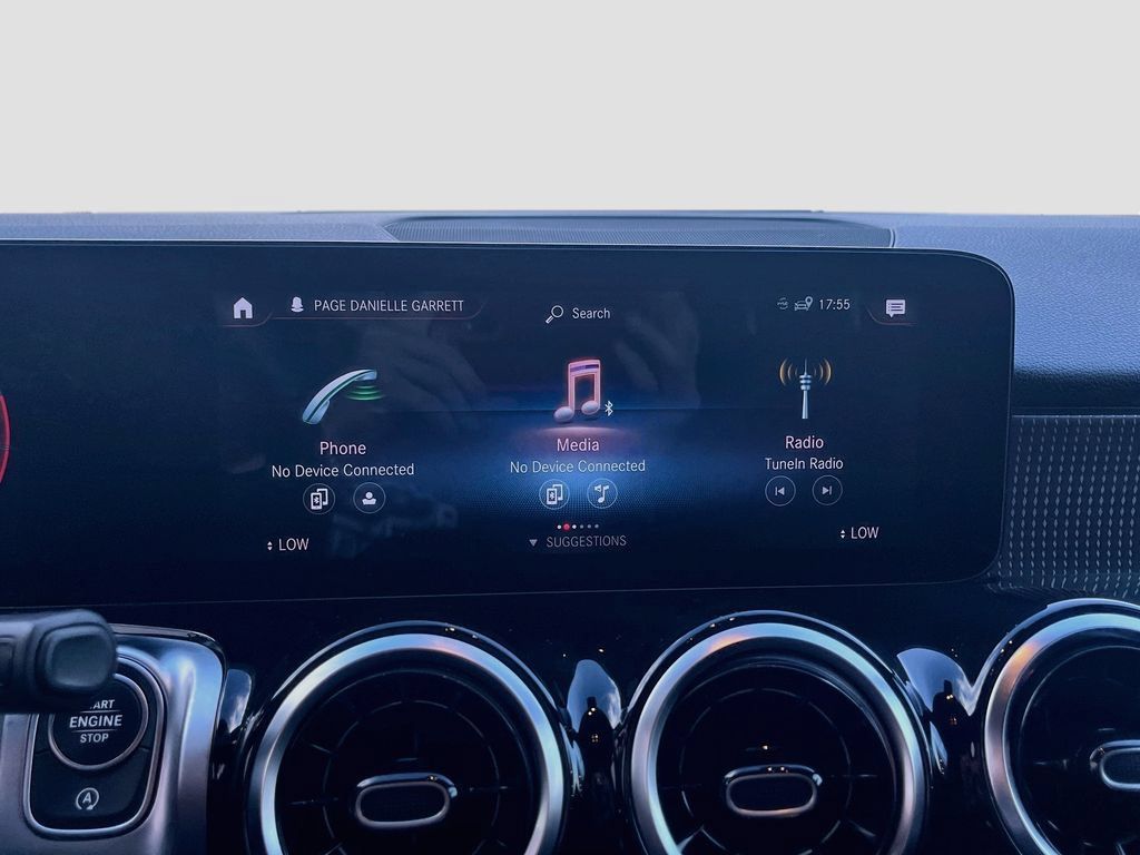 Used 2022 Mercedes-Benz GLB 250 image 14