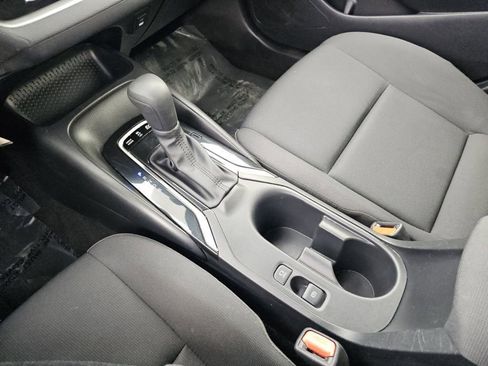 Used 2024 Toyota Corolla LE FWD image 31