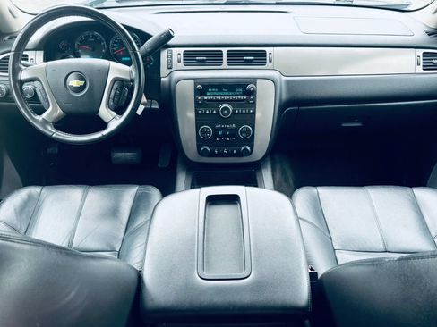 Used 2012 Chevrolet Silverado 1500 LTZ AWD/4WD image 17