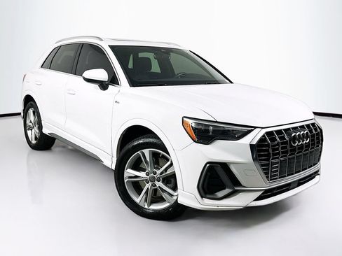 Used 2020 Audi Q3 2.0T Premium AWD/4WD image 2