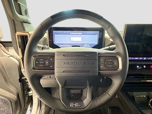 New 2025 GMC Hummer EV 2X AWD/4WD image 9