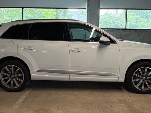 Used 2018 Audi Q7 3.0T Premium Plus AWD/4WD image 9