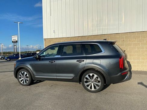 Used 2022 Kia Telluride EX w/ EX Premium Package image 8