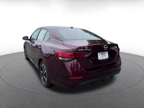 Used 2025 Nissan Sentra SV FWD image 11