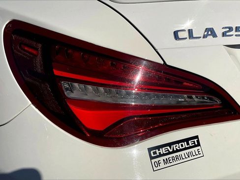 Used 2019 Mercedes-Benz CLA 250 4MATIC w/ Premium Package image 24