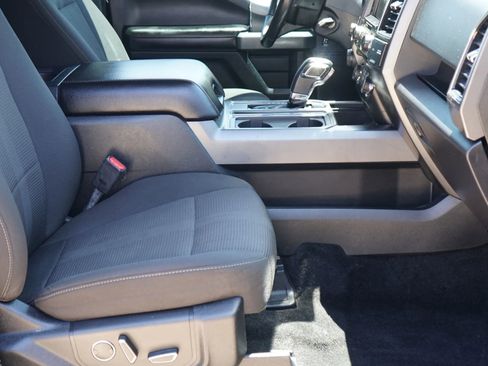 Used 2017 Ford F150 XLT w/ Equipment Group 302A Luxury AWD/4WD image 36