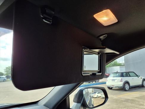 Used 2024 Toyota Highlander XSE image 27