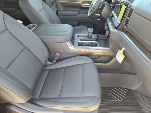 New 2026 Chevrolet Silverado 1500 LT Trail Boss w/ Safety Package image 12