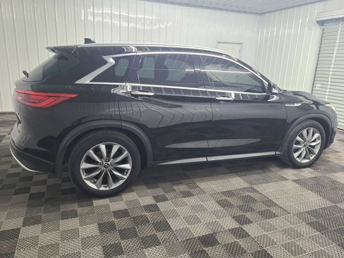 Used 2019 INFINITI QX50 Luxe w/ Navigation Package AWD/4WD image 12