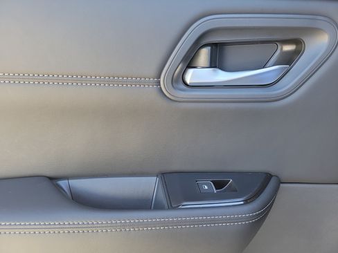 Certified 2023 Nissan Rogue SL w/ SL Premium Package FWD image 19