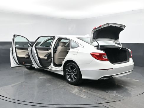 Used 2021 Honda Accord EX-L image 29