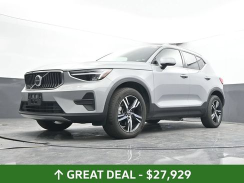 Used 2025 Volvo XC40 B5 Core AWD/4WD image 43