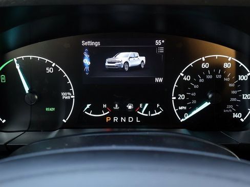 Certified 2024 Ford Maverick XLT image 33