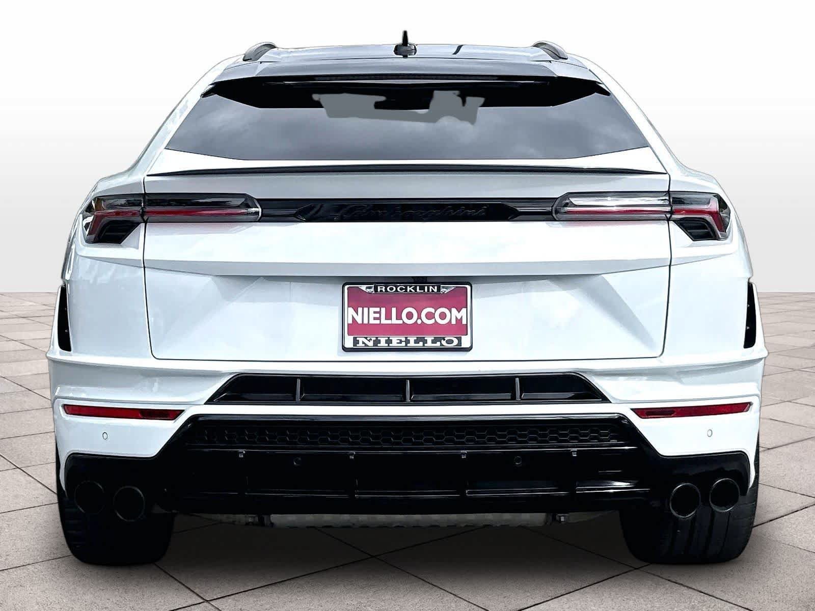 Used 2023 Lamborghini Urus S AWD/4WD image 9