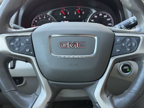 Used 2018 GMC Terrain Denali w/ Comfort Package image 21
