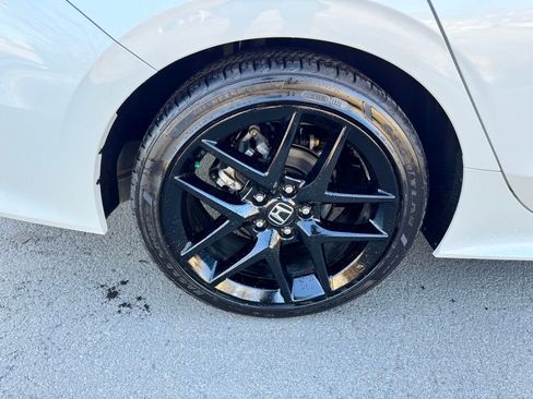 Certified 2025 Honda Civic Sport image 12