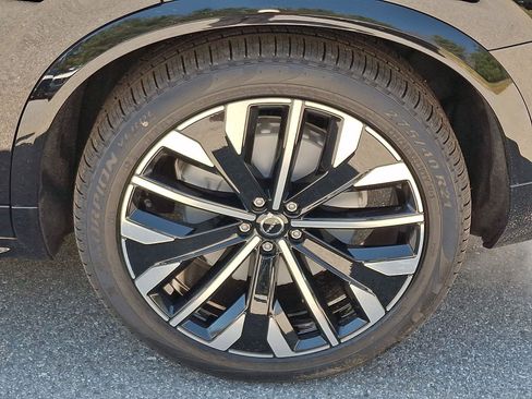 New 2026 Volvo XC90 T8 Ultra w/ Protection Package AWD/4WD image 5