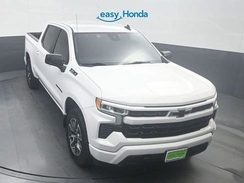 Used 2022 Chevrolet Silverado 1500 RST AWD/4WD image 19
