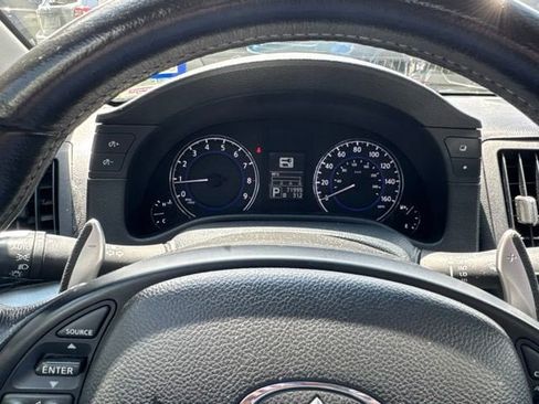 Used 2010 INFINITI G37 Convertible w/ Premium Pkg RWD image 8