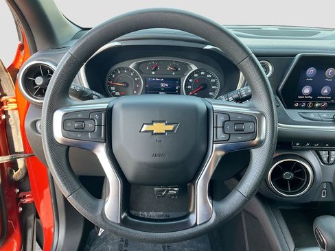 Used 2022 Chevrolet Blazer LT image 11