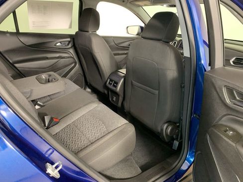 Used 2023 Chevrolet Equinox LT w/ Driver Convenience Package image 34