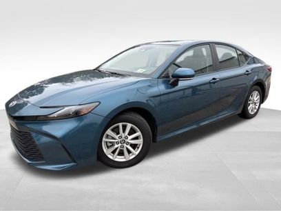 Used 2025 Toyota Camry LE