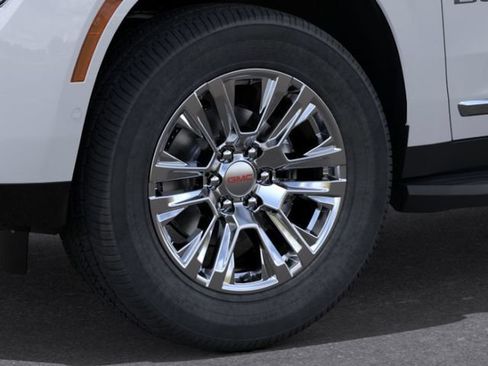 New 2026 GMC Yukon Denali w/ LPO, Floor Liner Package AWD/4WD image 9