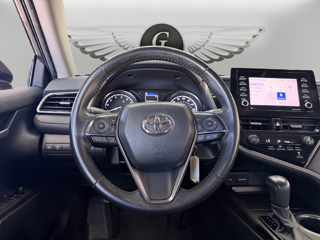 Used 2021 Toyota Camry SE FWD image 12