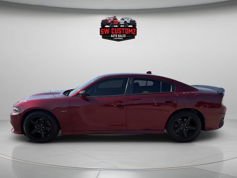 Used 2019 Dodge Charger R/T w/ Blacktop Package RWD image 4