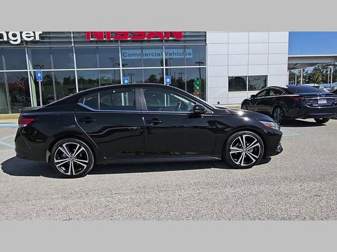 Used 2020 Nissan Sentra SR FWD image 34