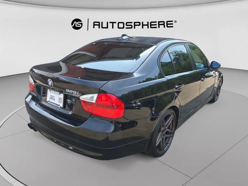 Used 2006 BMW 325i Sedan RWD image 9