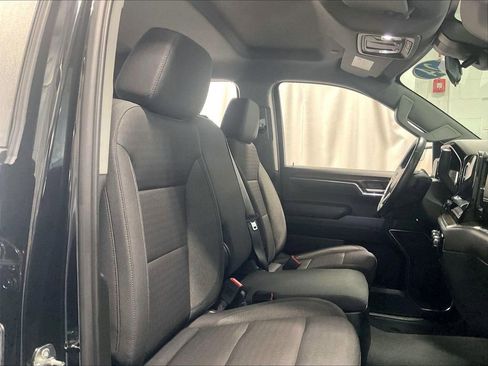 Used 2024 Chevrolet Silverado 1500 LT AWD/4WD image 11