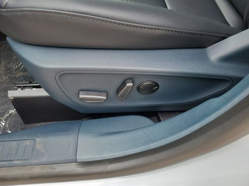New 2026 Ford Maverick Lariat AWD/4WD image 9